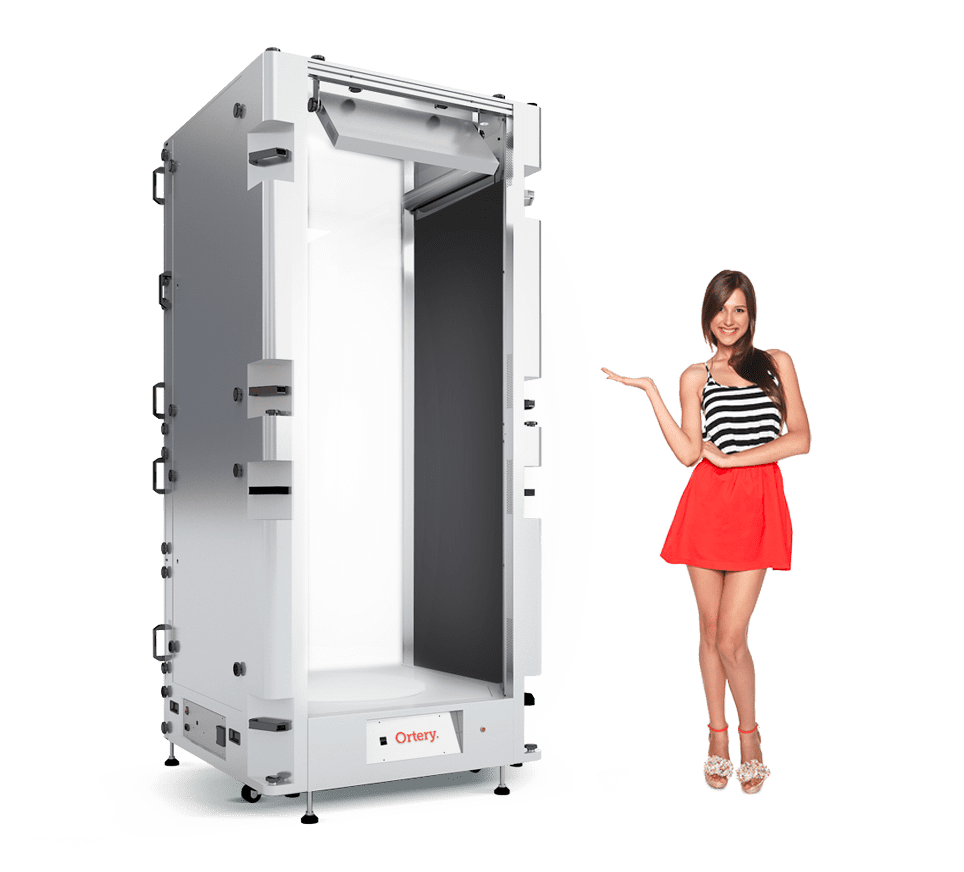 Ortery PhotoSimile 430 light box and photography software are ideal for model and mannequin photography